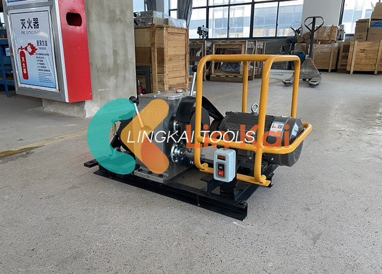 3KW'dan 4KW'ya kadar 30 Kn'dan 50 Kn'a kadar çekiş kuvveti olan ayırılabilir davul kablosu vinç çekicisi